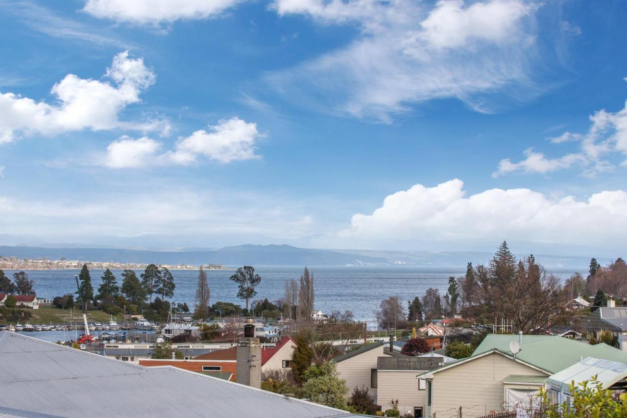 Kaihua Lookout - Taupo Holiday Home Dış mekan fotoğraf