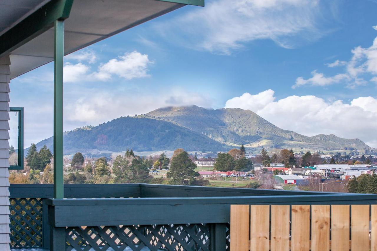 Kaihua Lookout - Taupo Holiday Home Dış mekan fotoğraf