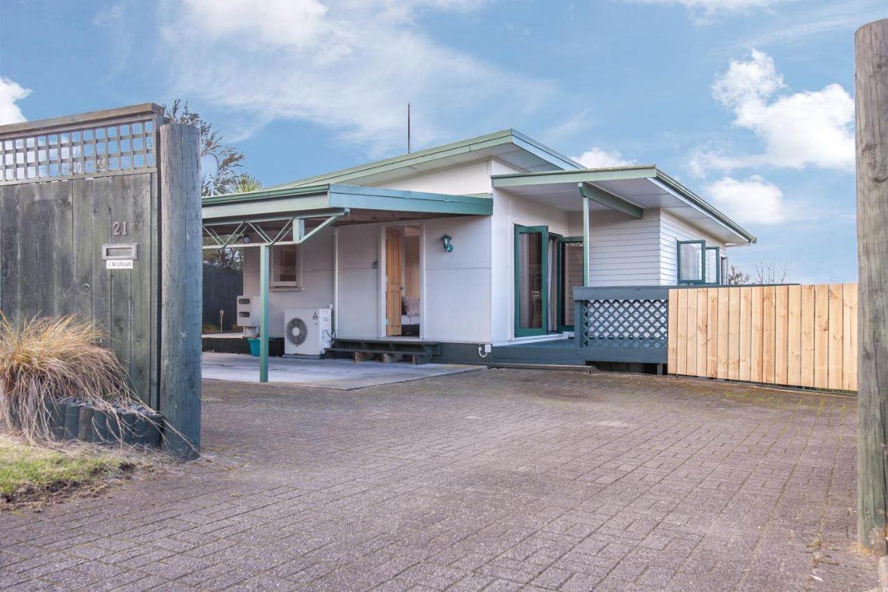 Kaihua Lookout - Taupo Holiday Home Dış mekan fotoğraf